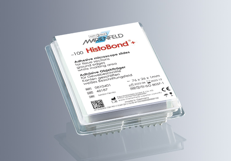 A plastic case contains HistoBond® + Microscope Slides, White, with a 90° ground edge (20x100/carton), featuring a white marking area and labeled with product and company details.